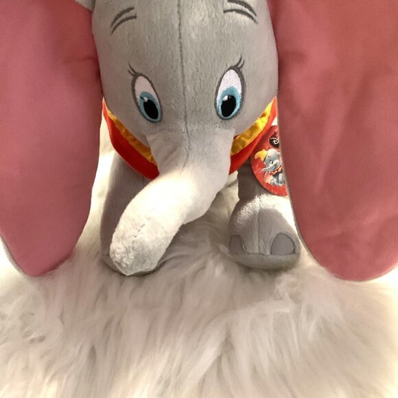 DISNEY DUMBO ELEPHANT PLUSH COLLECTABLE - Picture 10 of 14